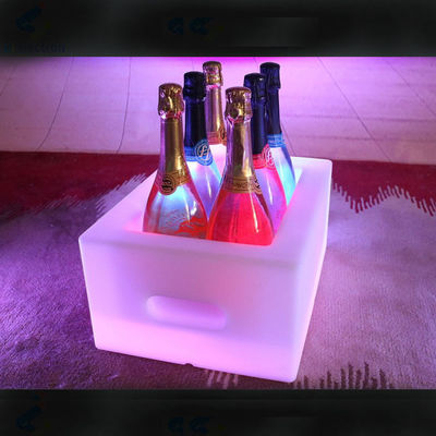 16 Warna Berubah PE Plastik LED Es Ember IP65 tahan air Untuk Bir Champagne