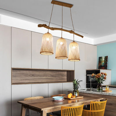 Tiga Kepala Rattan Pendant Lampu, Restoran Bambu Woven Lamp 3500K