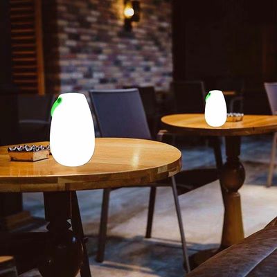 2700K CCT Lampu LED Plastik Portable Rechargeable Untuk Restoran
