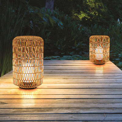 Outdoor Lawn Rattan Garden Lanterns IP44 Water Resistant Untuk Hotel