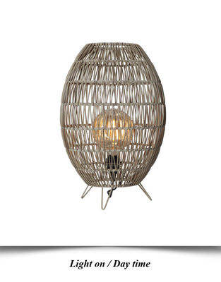Ip44 LED Rattan Standing Lamp Shade Untuk Taman Kolam Renang
