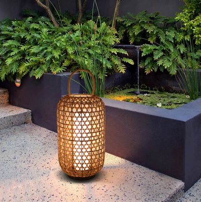 Lampu Lantai Rotan Waterproof, Wicker Standing Lamp Untuk Balkon Luar Ruang