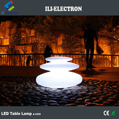 Gaya PE Plastik kolam renang Lampu bercahaya dapat diisi ulang Untuk dekorasi luar