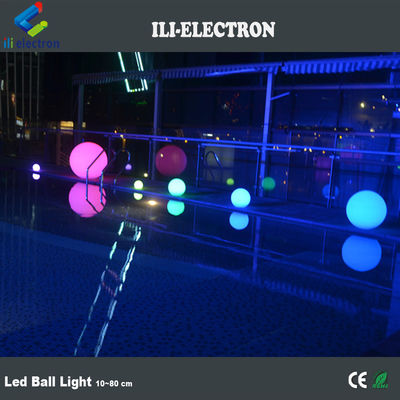 dekorasi kolam renang lampu bola bercahaya