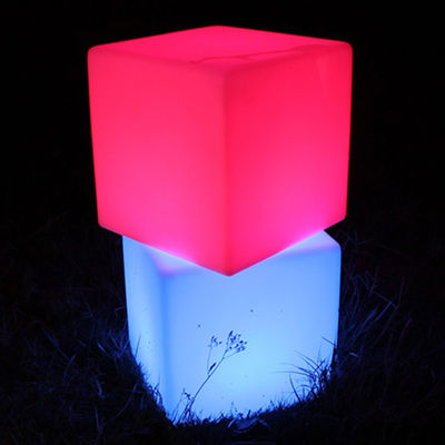 IP65 Waterproof Outdoor LED Cube Light 16 Warna Berubah Untuk Bangku Taman