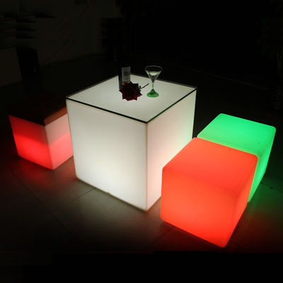 Bahan PE Light Up Cube Kursi, Terang Outdoor LED Cube Seat