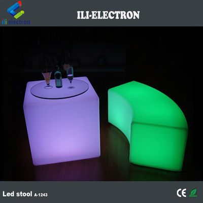 waterproof Color Changing Cube Chair dengan baterai lithium isi ulang