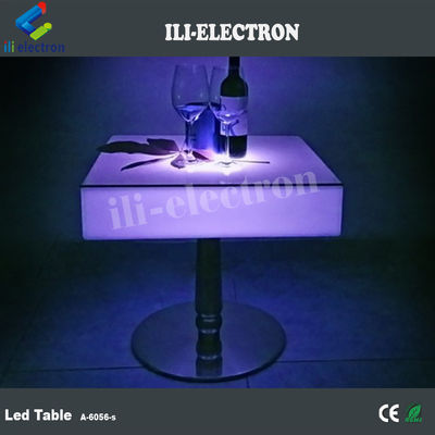 Komersial Square LED Light Up Cocktail Tables Rechargeable Dengan Baja Berastain