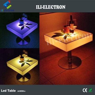 Komersial Square LED Light Up Cocktail Tables Rechargeable Dengan Baja Berastain