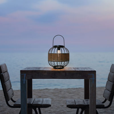 Waterproof Rattan Garden Lanterns, Outdoor Rattan Lampu Surya Untuk Dekorasi Balkon