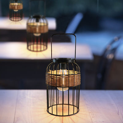 Outdoor Solar Rattan Taman Lampu Lampu Waterproof 3500K Panas Putih