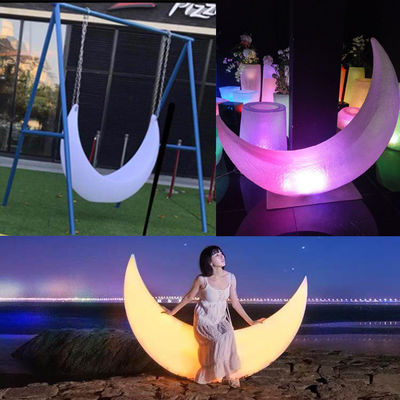 Dekorasi acara bercahaya plastik led bulan ayunan