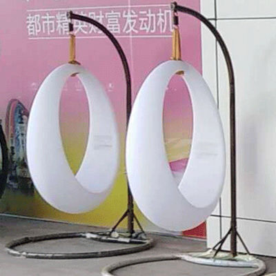 Fasilitas Hiburan Glow Led Swing dengan Frame Hanging