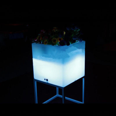 Outdoor Waterproof Light Up Ice Bucket Square Dengan Stand Logam