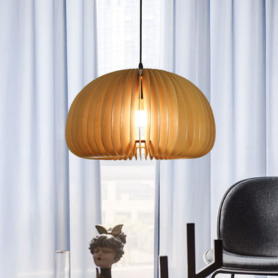 Lampu lilin ruang makan kayu