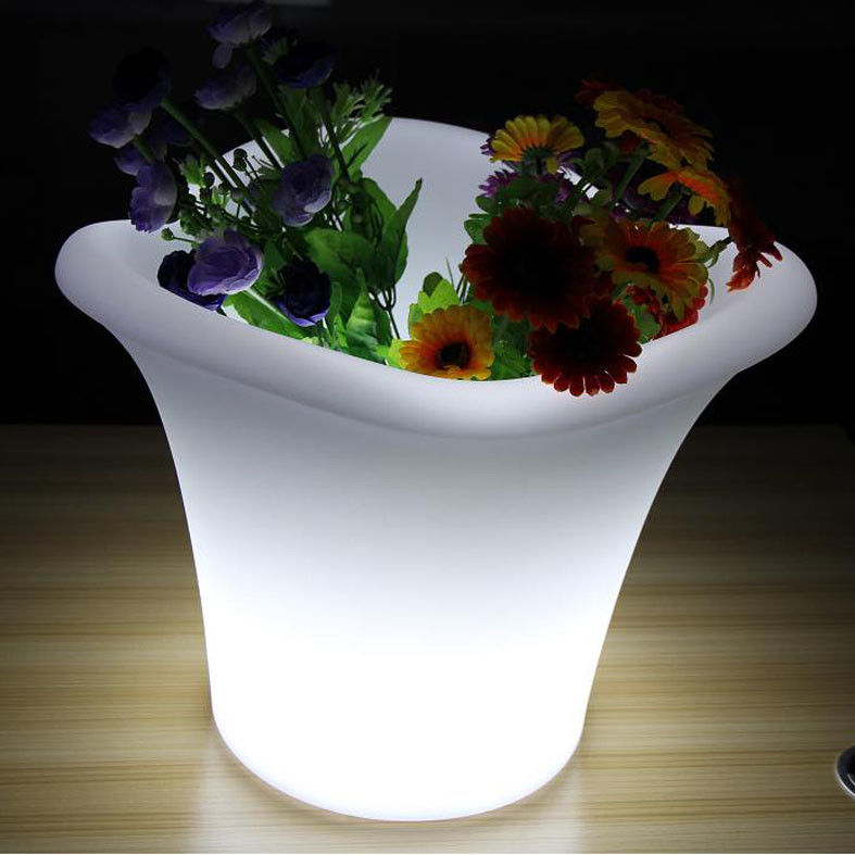 Plastik led rechargeable es ember tahan air nirkabel portabel di luar ruangan untuk Partai